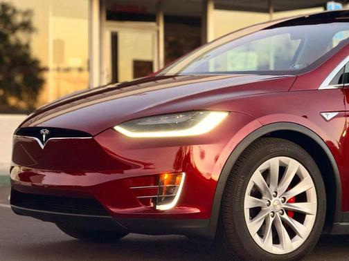 2016 Tesla Model X P90D