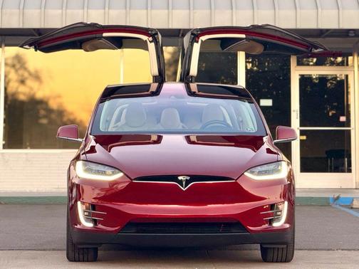 2016 Tesla Model X P90D