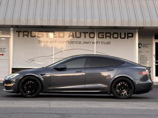 Grey 2021 Tesla Model S Plaid
