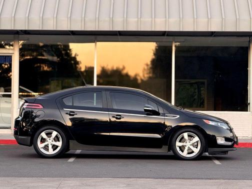 2013 Chevrolet Volt Base