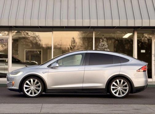 2016 Tesla Model X P90D