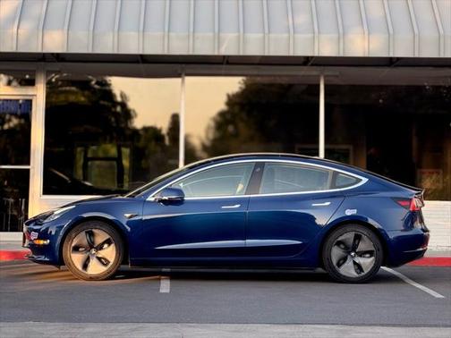 2018 Tesla Model 3 Mid Range