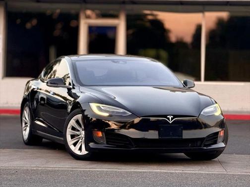 2016 Tesla Model S 60D