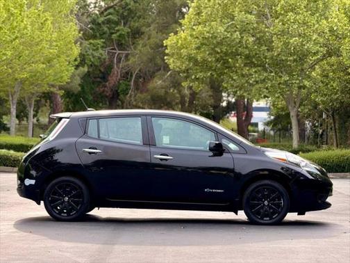 2015 Nissan Leaf S