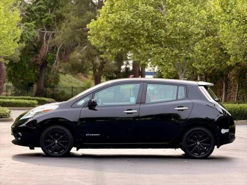 2015 Nissan Leaf S