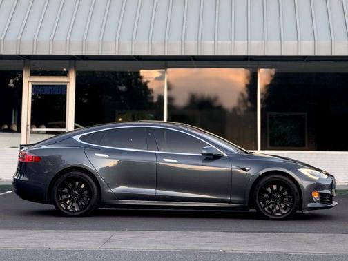 2018 Tesla Model S 75D