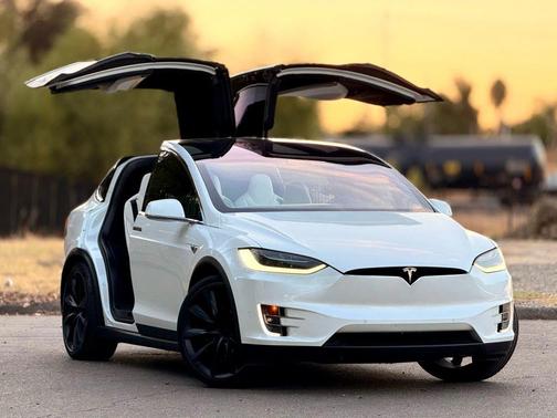 2016 Tesla Model X P10D Sport Utility 4D