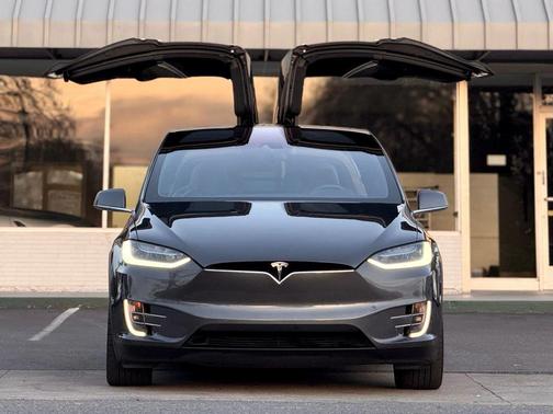 2016 Tesla Model X 90D