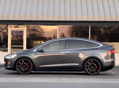 2016 Tesla Model X 90D