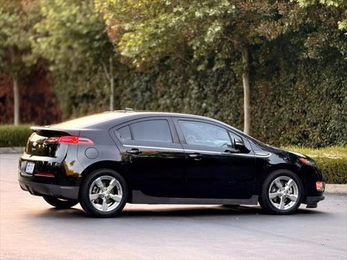2012 Chevrolet Volt Base