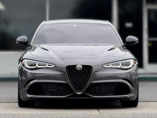 2024 Alfa Romeo Giulia Quadrifoglio