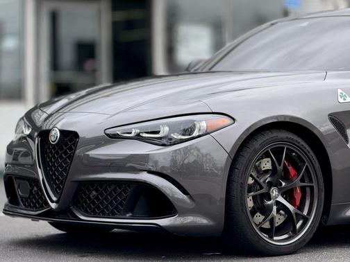 2024 Alfa Romeo Giulia Quadrifoglio