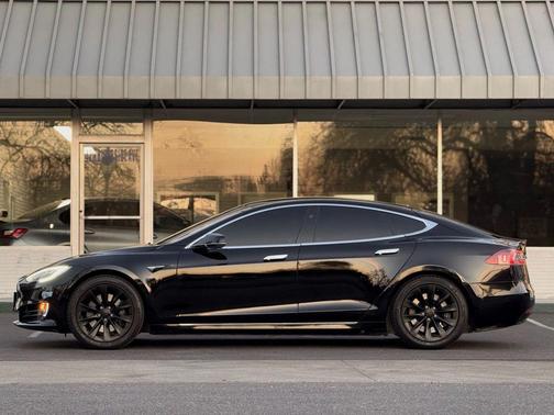 2020 Tesla Model S Long Range Plus