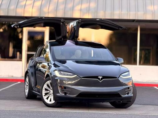 2016 Tesla Model X 75D