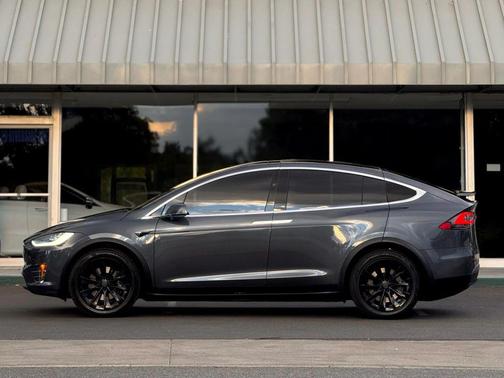 2019 Tesla Model X Long Range Sport Utility 4D