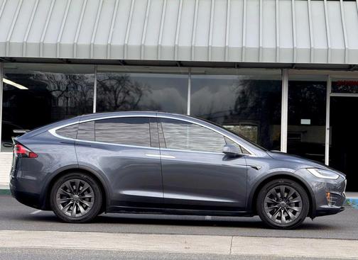 2018 Tesla Model X 100D