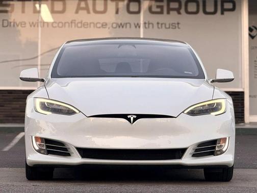 White 2018 Tesla Model S 75D
