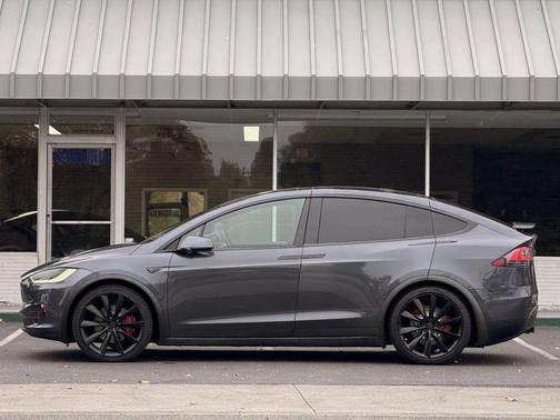 2016 Tesla Model X 90D Sport Utility 4D