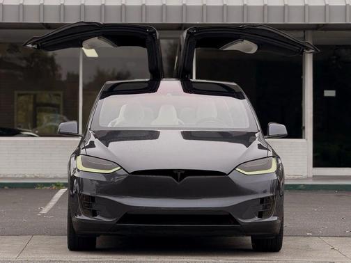 2016 Tesla Model X 90D Sport Utility 4D