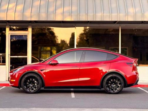 2021 Tesla Model Y Long Range Dual Motor All-Wheel Drive