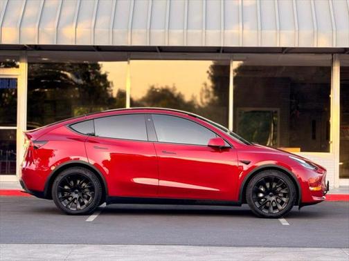 2021 Tesla Model Y Long Range Dual Motor All-Wheel Drive
