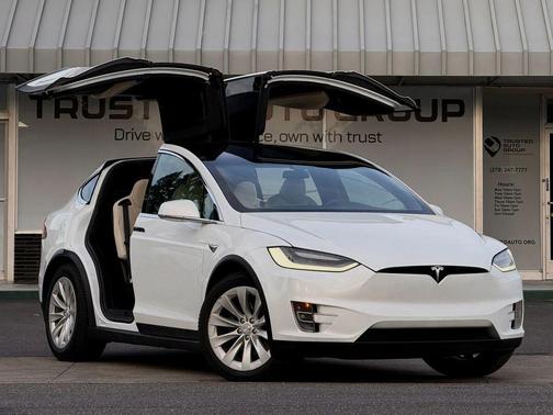 Pearl White Multi-Coat 2020 Tesla Model X Long Range Plus Dual Motor All-Wheel Drive