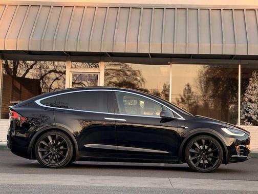 2018 Tesla Model X 100D