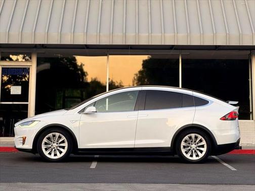 2016 Tesla Model X 75D
