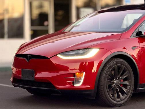 2016 Tesla Model X P90D