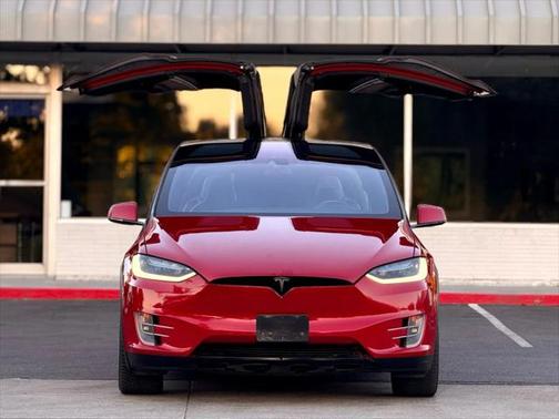 2016 Tesla Model X P90D