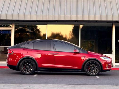 2016 Tesla Model X P90D