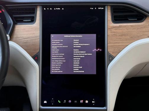 Pearl White Multi-Coat 2018 Tesla Model X 100D