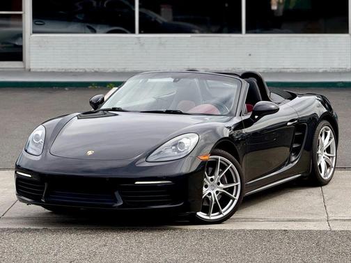 2017 Porsche 718 Boxster Roadster 2D