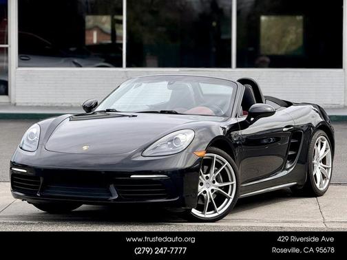 2017 Porsche 718 Boxster Roadster 2D