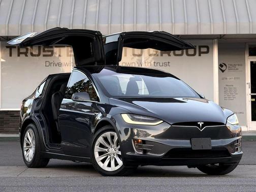 Grey 2017 Tesla Model X 100D Sport Utility 4D