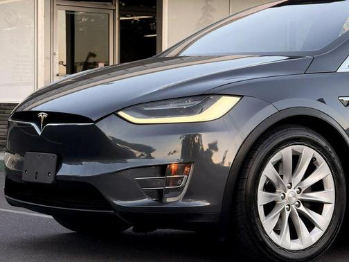 Grey 2017 Tesla Model X 100D Sport Utility 4D