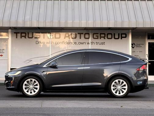 Grey 2017 Tesla Model X 100D Sport Utility 4D