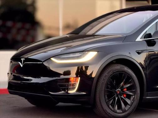 2017 Tesla Model X 75D