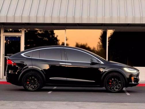 2017 Tesla Model X 75D