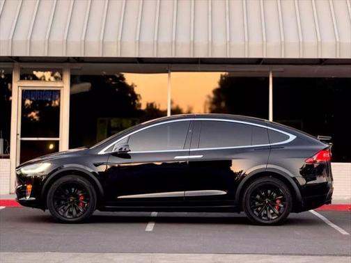 2017 Tesla Model X 75D