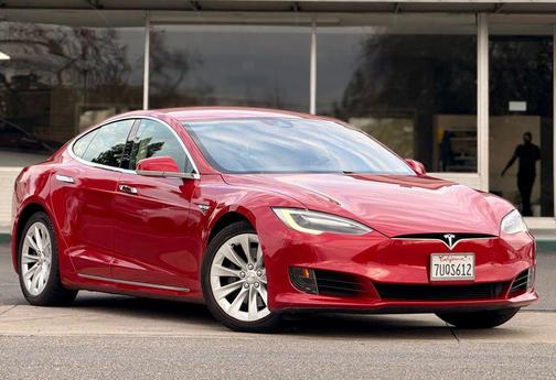 2016 Tesla Model S 75D