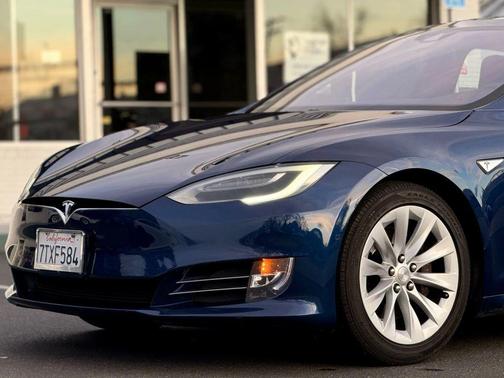 2016 Tesla Model S 75