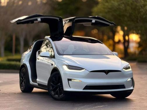 2022 Tesla Model X Dual Motor All-Wheel Drive