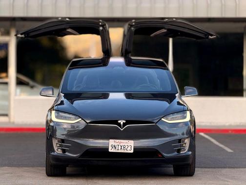 2017 Tesla Model X 90D