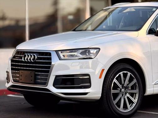 2019 Audi Q7 55 Premium
