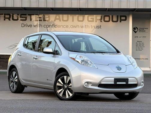 Brilliant Silver 2015 Nissan Leaf S