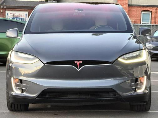 Titanium Metallic 2016 Tesla Model X 75D