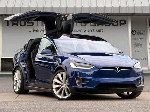 Deep Blue Metallic 2016 Tesla Model X P90D