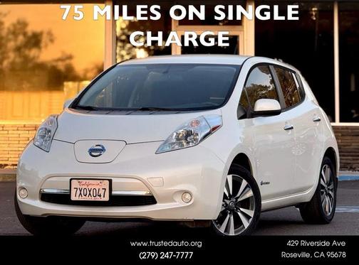 White 2017 Nissan Leaf SV