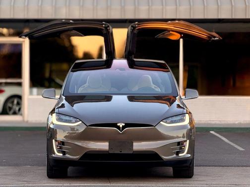2016 Tesla Model X P100D